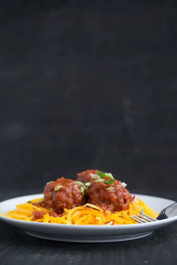 Easy Italian Sausage Meatballs | paleo recipes | whole30 recipes | meatball recipes | perrysplate.com