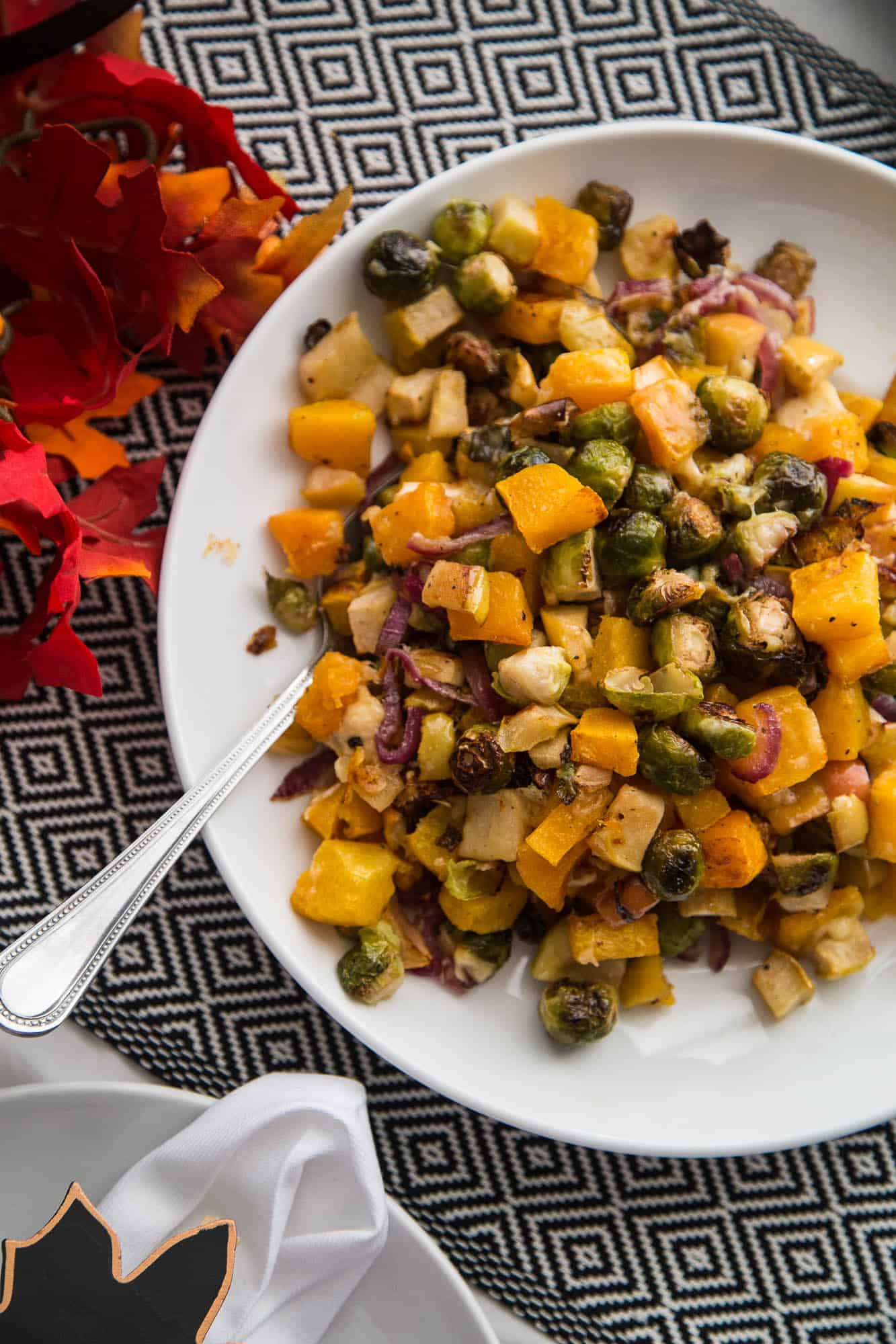 Roasted Fall Vegetables with Apples & Gouda | Thanksgiving side dishes | Paleo recipes | Whole30 recipes | Keto recipes | perrysplate.com