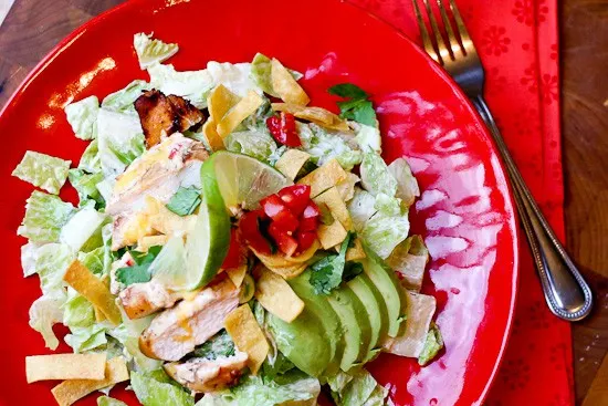 Fiesta Lime Chicken Salad | Whole30 recipes | paleo recipes | perrysplate.com