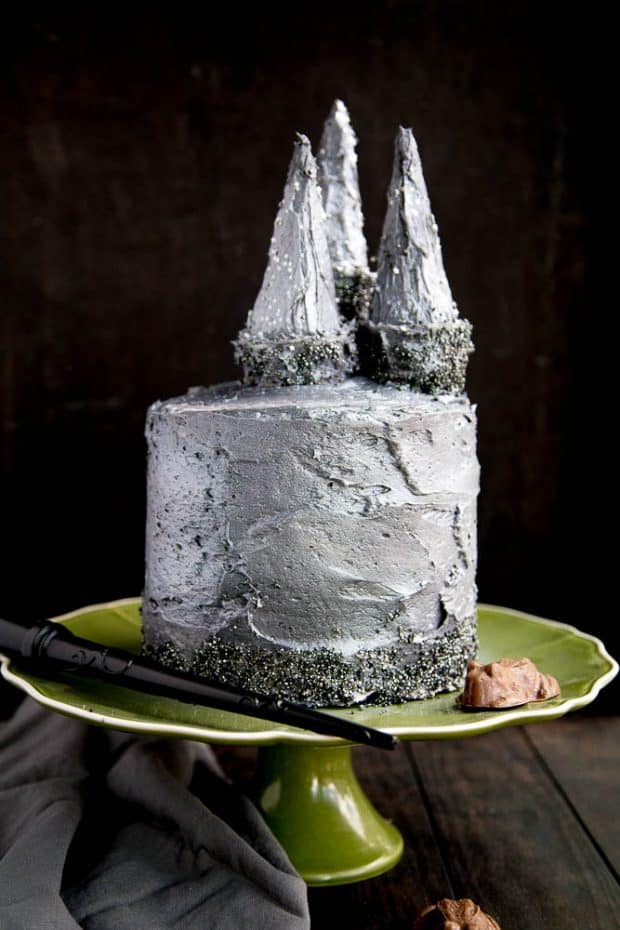 Hogwarts Cake with turrets.