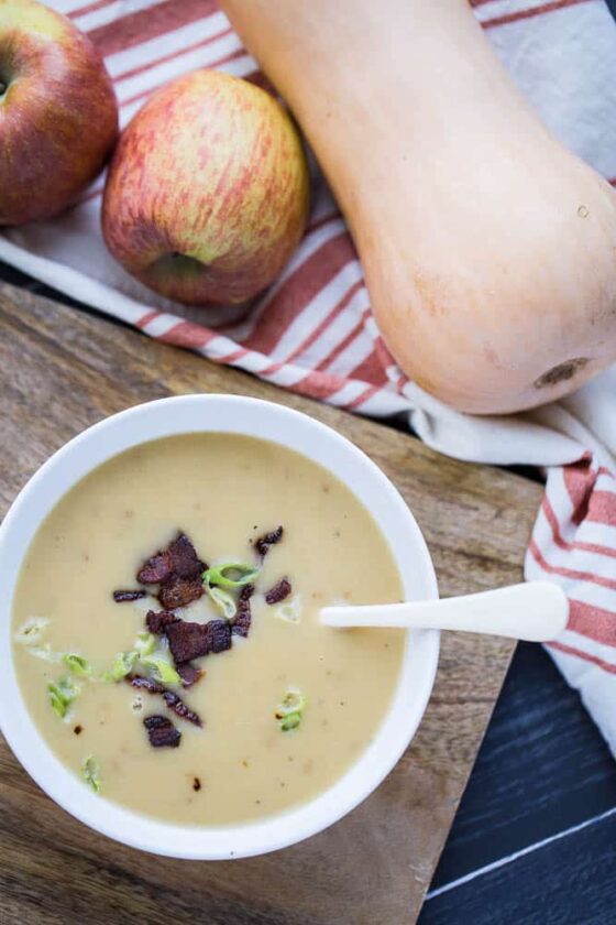 Apple-Squash Soup with Bacon | perrysplate.com | paleo recipes | Whole30 recipes | soup recipes