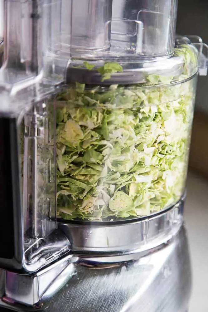 If this doesn't make you love Brussels sprouts, I don't know what will! | paleo recipes | roasted vegetable recipes | perrysplate.com Roasted Shredded Brussels Sprouts | paleo recipes | roasted vegetable recipes | perrysplate.com