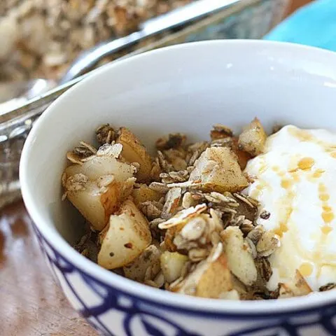 Spiced Pear Breakfast Crumble
