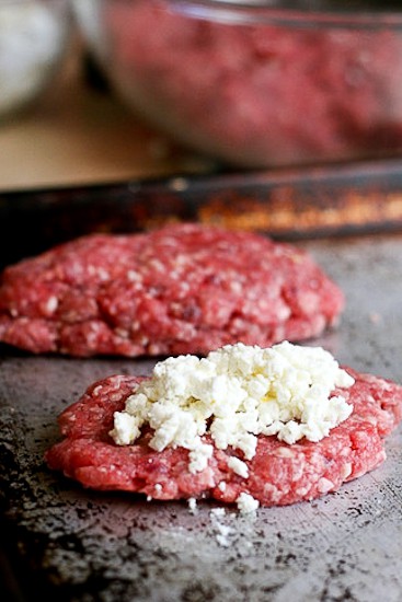 The Ultimate Goat Cheese Burger | burger recipes | goat cheese recipes | grilling recipes | ground beef recipes | perrysplate.com