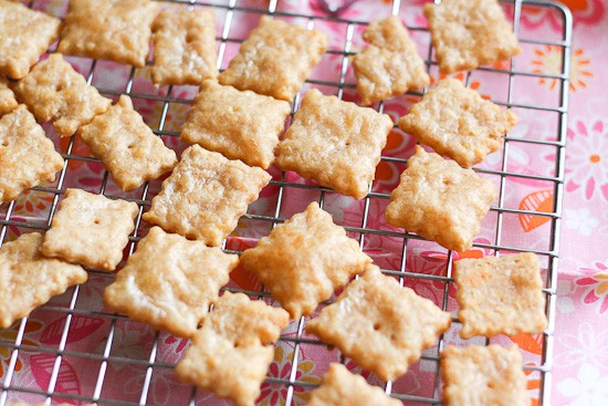 Homemade Cheese Crackers - www.PerrysPlate.com