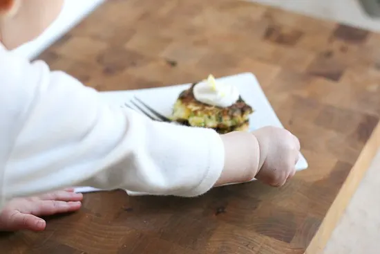 Leek and Brussels Sprout Fritters (Paleo) - www.PerrysPlate.com