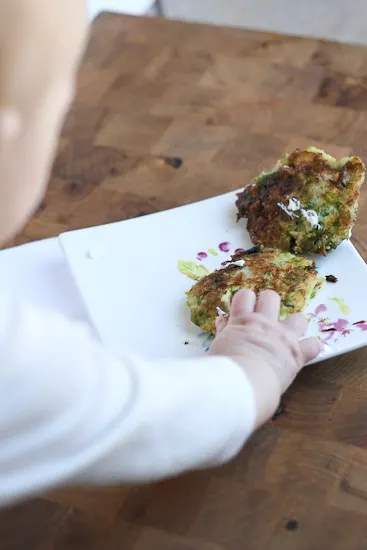 Leek and Brussels Sprout Fritters (Paleo) - www.PerrysPlate.com