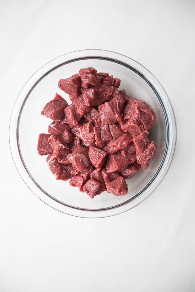 This is THE BEST steak chili ever. You can make it in a slow cooker or Instant Pot and it also freezes beautifully! It's also legume-free making it paleo-friendly. | perrysplate.com #steakchili #chilirecipe #instantpotrecipe This is THE BEST steak chili ever. You can make it in a slow cooker or Instant Pot and it also freezes beautifully! It's also legume-free making it paleo-friendly. | perrysplate.com #steakchili #chilirecipe #instantpotrecipe