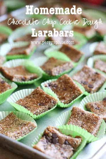 Homemade Larabars - Chocolate Chip Cookie Dough - www.perrysplate.com Homemade Larabars - Chocolate Chip Cookie Dough