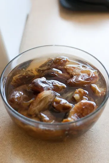 Date Paste. The best natural sweetener ever. It's paleo and Whole30 approved and a great replacement for honey or maple syrup. | PerrysPlate.com Date Paste. The best natural sweetener ever.Date Paste. The best natural sweetener ever. It's paleo and Whole30 approved and a great replacement for honey or maple syrup. | PerrysPlate.com