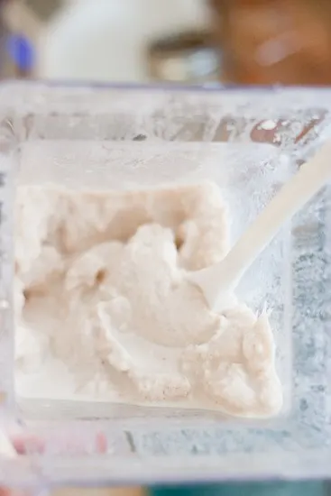 Paleo Vanilla Bean Frappuccino - A knock off of Starbuck's coffee-free frapp, with WAY less sugar. It's naturally sweetened and could be keto or low-carb using a low-carb sweetener! | PerrysPlate.com Paleo Vanilla Bean Frappuccino - A knock off of Starbuck's coffee-free frapp, with WAY less sugar. It's naturally sweetened and could be keto or low-carb using a low-carb sweetener! | PerrysPlate.com
