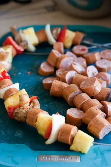 Southwest Sausage and Pineapple Skewers - These couldn't be easier or more delicious! They're also Whole30 compliant if you use Aidell's chicken & apple sausage. | summer grilling recipes | perrysplate.com Southwest Sausage and Pineapple Skewers - These couldn't be easier or more delicious! They're also Whole30 compliant if you use Aidell's chicken & apple sausage. | summer grilling recipes | perrysplate.com