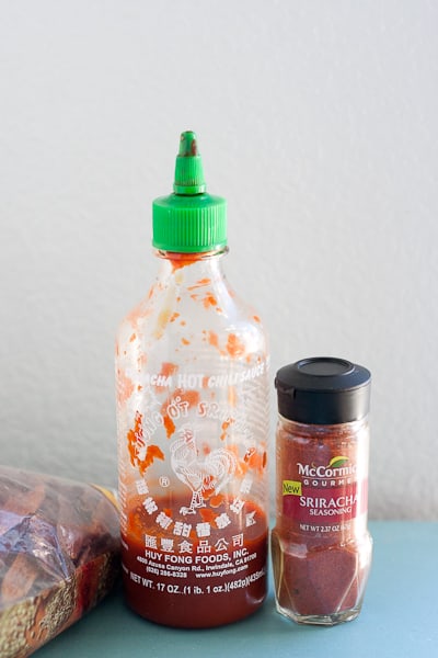 This dry version of sriracha has a sweet-tart heat and can be used in a spice rub, marinade, or in any place you'd find sriracha. This dry version of sriracha has a sweet-tart heat and can be used in a spice rub, marinade, or in any place you'd find sriracha.