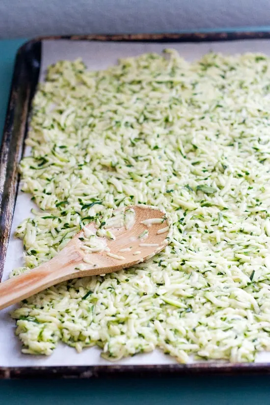 Paleo Zucchini Flatbread | A paleo alternative to flatbread or lavash. You can use this as a paleo pizza crust or sandwich wraps! Or as a naan alternative to serve with Indian curries. 
