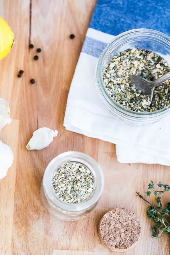 Homemade Greek Seasoning -- use this on homemade marinades, rubs, dips, or salad dressings! perrysplate.com Homemade Greek Seasoning -- use this on homemade marinades, rubs, dips, or salad dressings! perrysplate.com