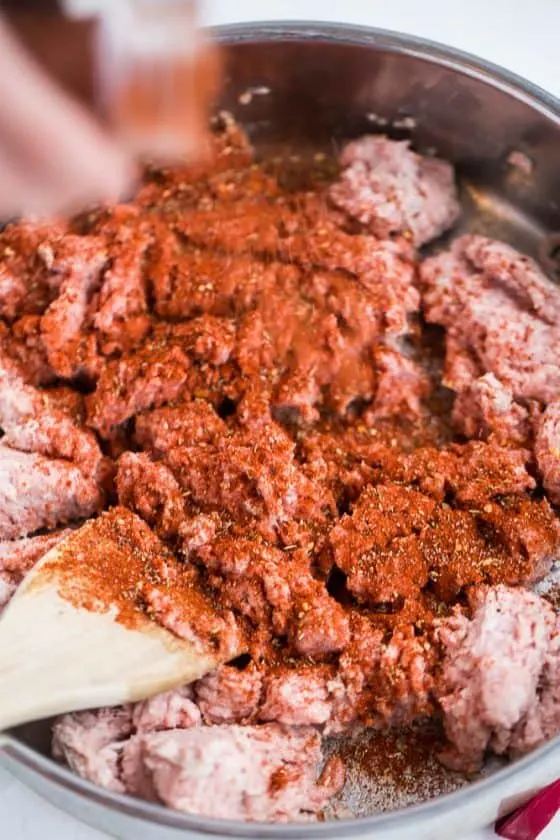 Chipotle Copycat Chorizo | paleo recipes | Whole30 recipes | homemade chorizo | perrysplate.com Chipotle Copycat Chorizo | paleo recipes | Whole30 recipes | homemade chorizo | perrysplate.com