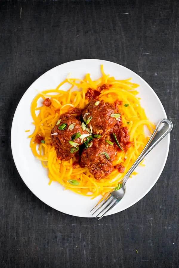 Easy Italian Sausage Meatballs | Whole30 recipes | paleo recipes | meatball recipes | healthy recipes | perrysplate.com Easy Italian Sausage Meatballs | Whole30 recipes | paleo recipes | meatball recipes | healthy recipes | perrysplate.com