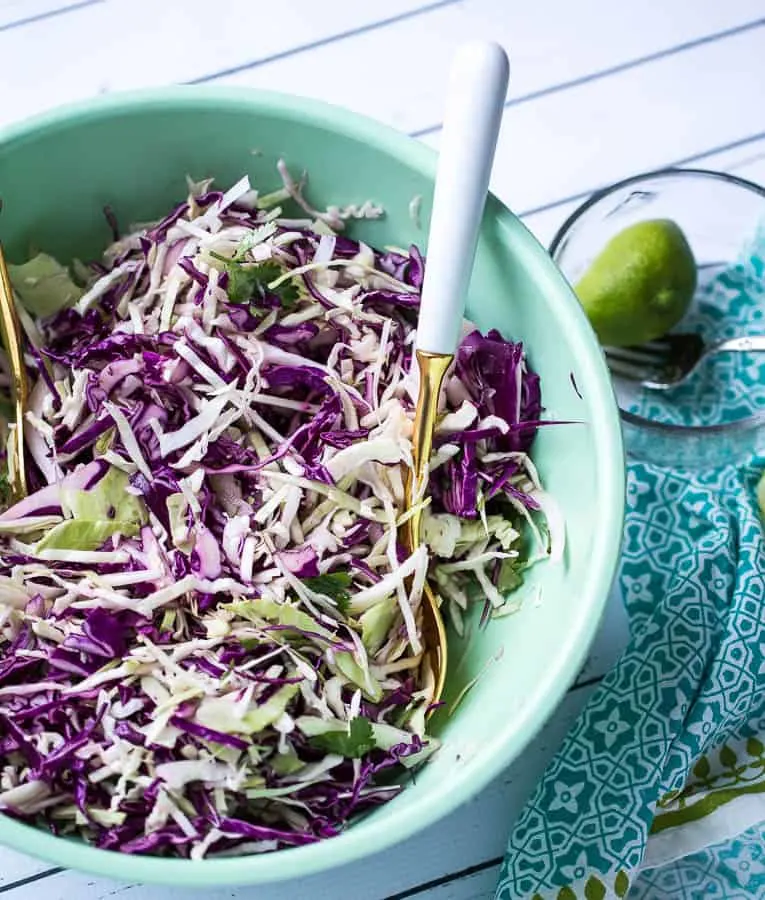 Southwest Cabbage Slaw | Whole30 recipes | paleo recipes | vegetarian recipes | perrysplate.com