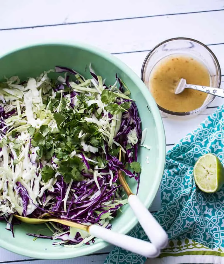 Southwest Cabbage Slaw | Whole30 recipes | paleo recipes | vegetarian recipes | perrysplate.com Southwest Cabbage Slaw | Whole30 recipes | paleo recipes | vegetarian recipes | perrysplate.com