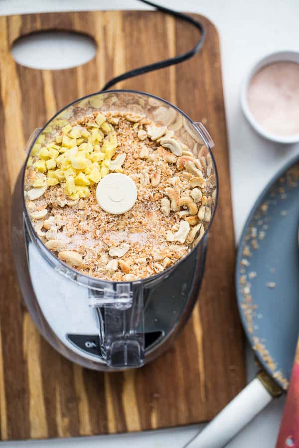 Toasted Coconut Ginger Cashew Butter | nut butter recipes | paleo recipes | whole30 recipes | perrysplate.com