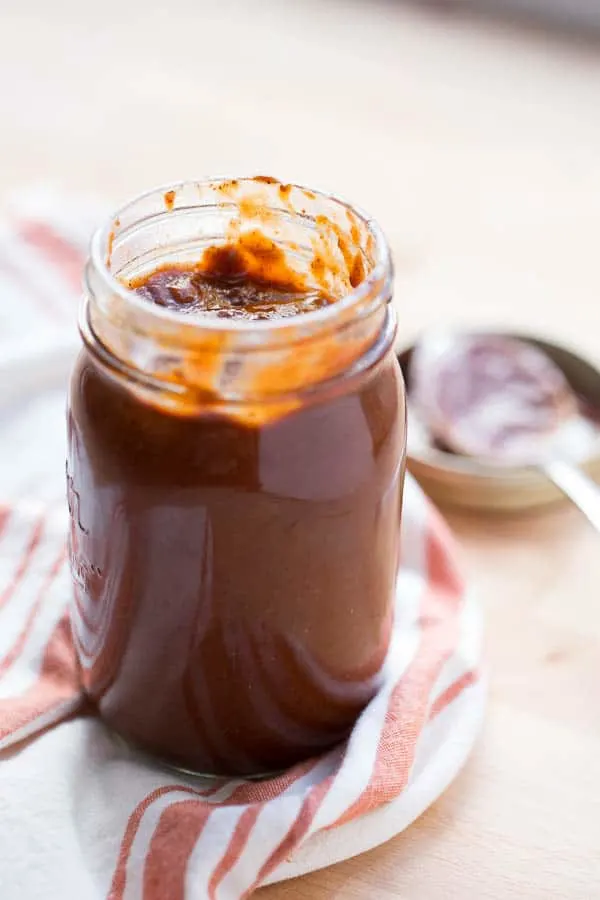Whole30 Enchilada Sauce | Whole30 recipes | paleo recipes | enchilada recipes | perrysplate.com Whole30 Enchilada Sauce | Whole30 recipes | paleo recipes | enchilada recipes | perrysplate.com