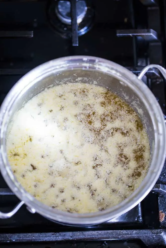 How to Make Ghee | ghee tutorial | clarified butter recipe | paleo recipes | Whole30 recipes | perrysplate.com How to Make Ghee | ghee tutorial | clarified butter recipe | paleo recipes | Whole30 recipes | perrysplate.com