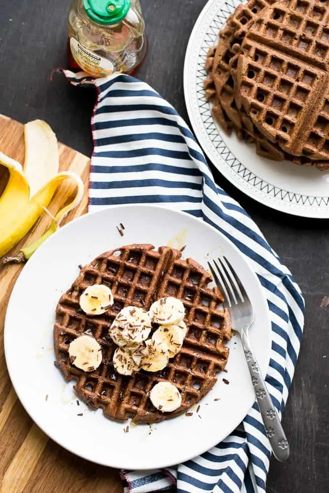 Paleo Chocolate Banana Protein Waffles | paleo recipes | waffle recipes | gluten-free recipes | perrysplate.com