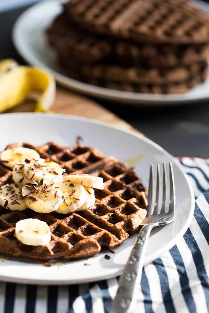 Paleo Chocolate Banana Protein Waffles | paleo recipes | waffle recipes | gluten-free recipes | perrysplate.com