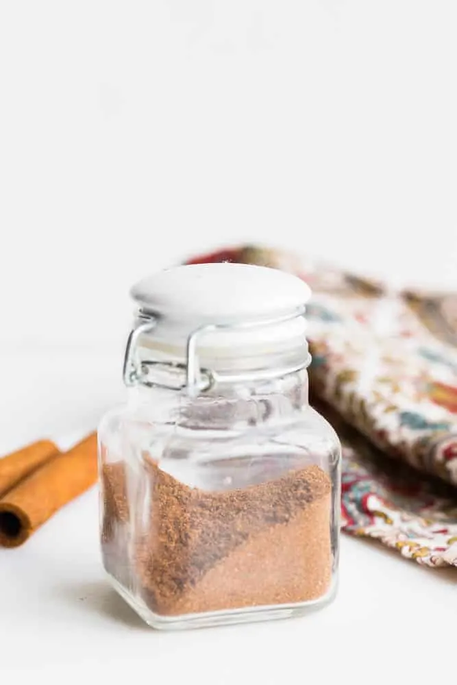 Homemade Chai Spice Blend | chai recipes | spice blends | diy recipes | sugar free recipes | perrysplate.com