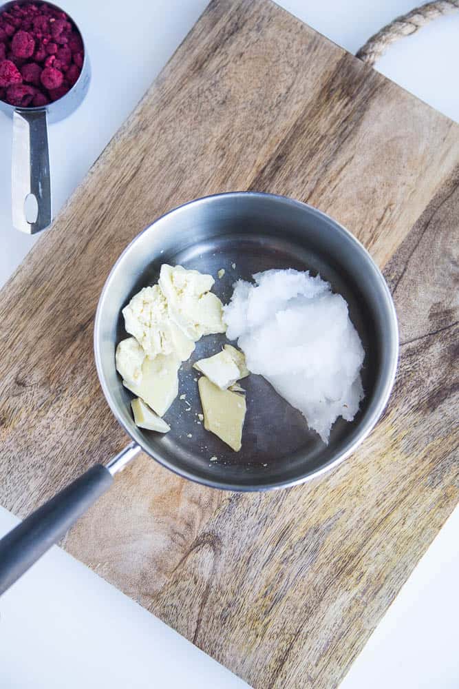 White Chocolate Raspberry Fat Bombs | The Everyday Ketogenic Kitchen | keto recipes | paleo recipes | dairy-free recipes | sugar free recipes | low carb recipes