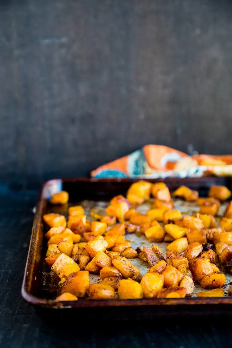 Chai Maple Roasted Butternut Squash | paleo recipes | butternut squash recipes | gluten-free recipes | chai recipes | Thanksgiving recipes | perrysplate.com