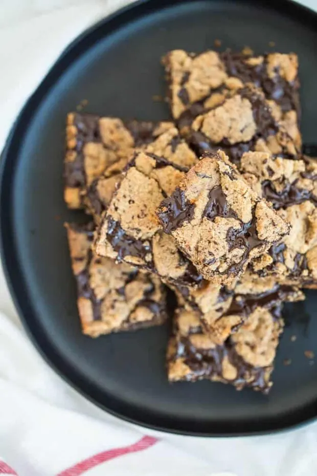 Paleo Chocolate Chip Fudge Bars