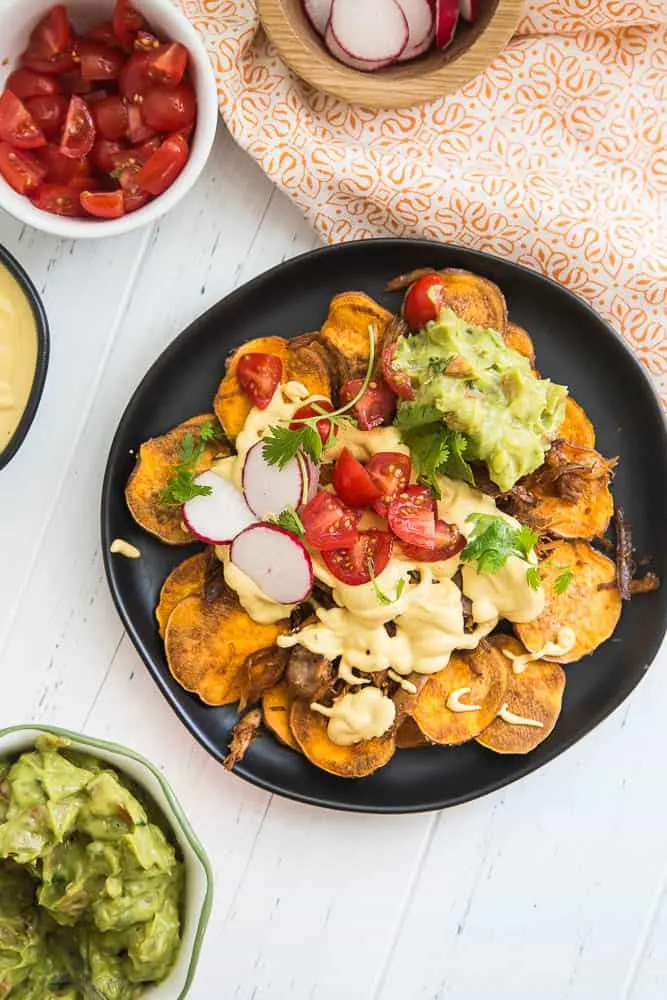 Chipotle Vegan Queso + Amazing Paleo Nachos | This dairy-free cashew cheese sauce is a snap and makes some seriously delicious paleo nachos! | perrysplate.com