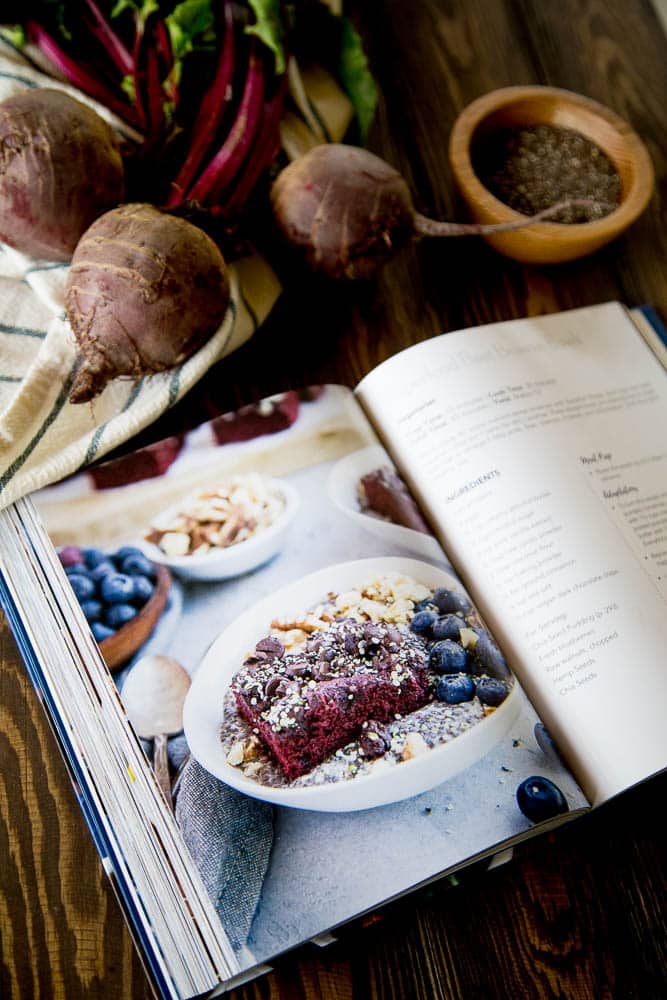 SUPERFOOD BEET BROWNIE BOWLS: These bowls are filled with superfoods like chia seed pudding, beet brownies (so good, guys), walnuts, blueberries, and dark chocolate. Make them for a healthier dessert or prep them the night before for a special breakfast. | paleo breakfast | paleo dessert | paleo brownies | perrysplate.com 