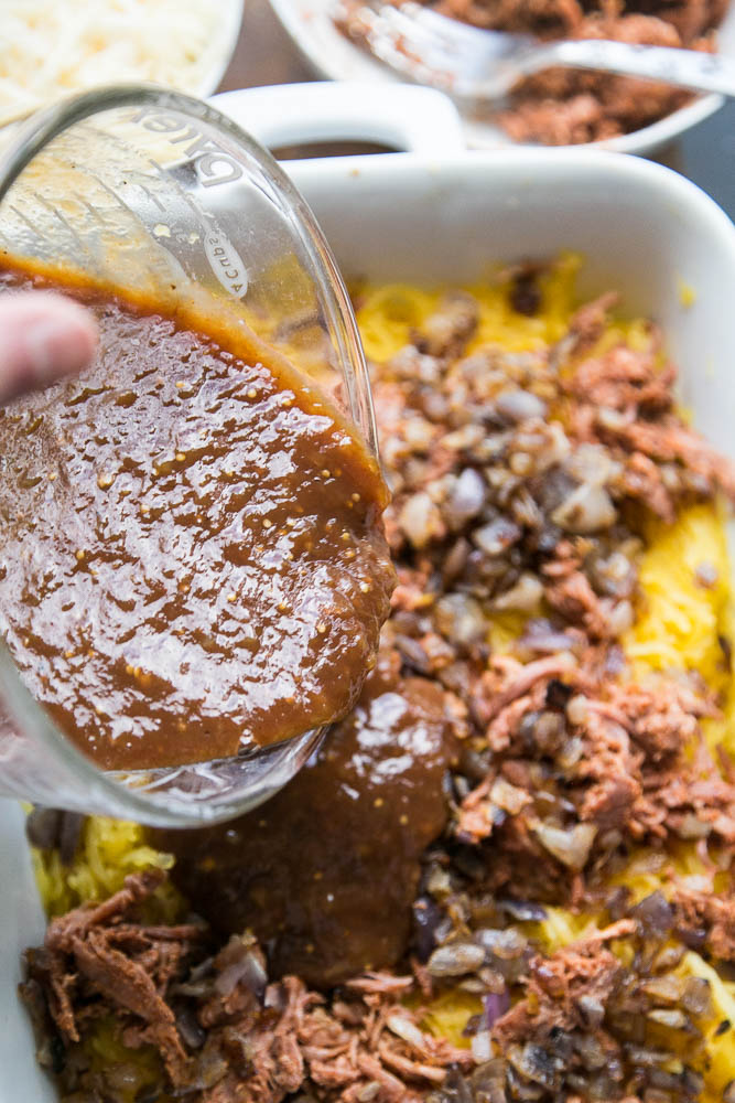 A perfect recipe for leftover BBQ pulled pork! It's also grain-free and easily made keto or low-carb friendly! | perrysplate.com #pulledpork #spaghettisquash #bbqpork