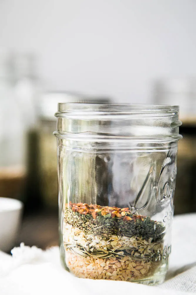 This isn't regular old Italian seasoning! It has an extra punch of garlic and heat. You'll never go back to the old version! | Perrysplate.com #italianseasoning This isn't regular old Italian seasoning! It has an extra punch of garlic and heat. You'll never go back to the old version after having this homemade Italian seasoning.