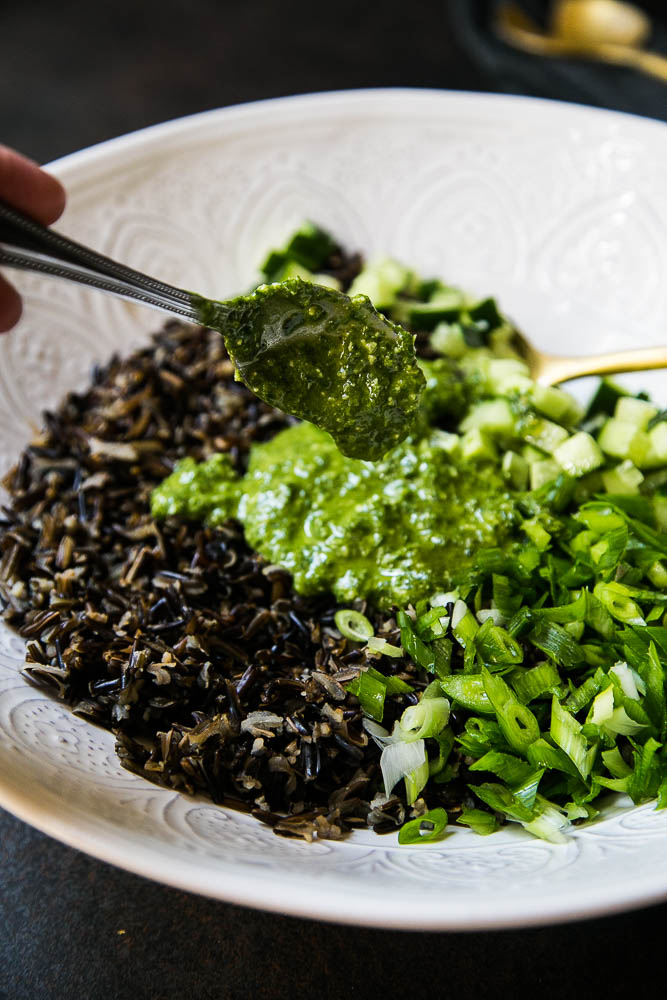 Wild Rice Salad is a perfect make-ahead dish for meal prepping, light dinners, or even a great Thanksgiving side dish! Lots of ideas for add-ins, too. | perrysplate.com