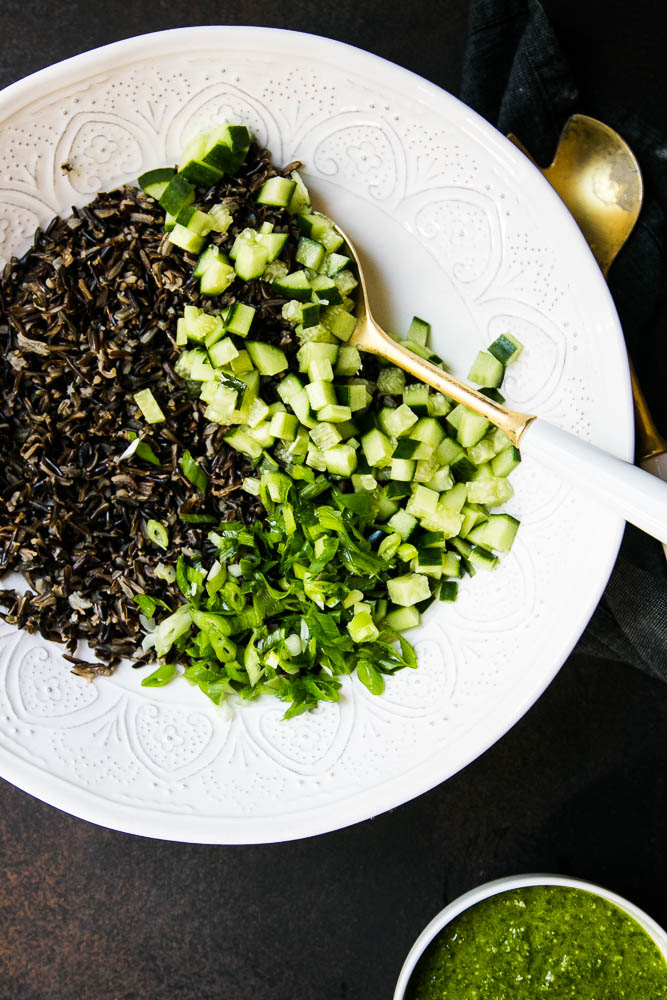 Wild Rice Salad is a perfect make-ahead dish for meal prepping, light dinners, or even a great Thanksgiving side dish! Lots of ideas for add-ins, too. | perrysplate.com