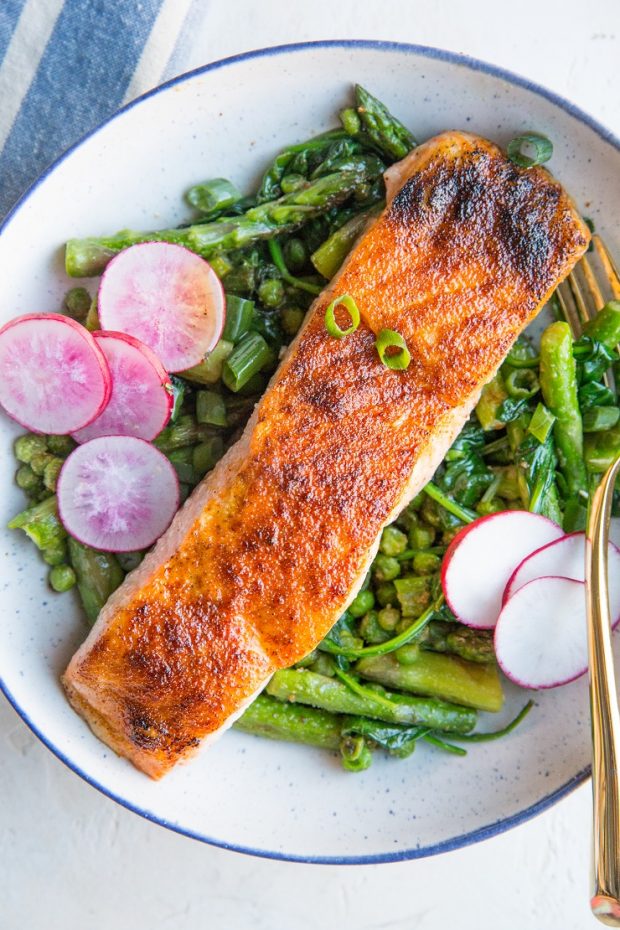 30-Minute Spring Salmon Bowls