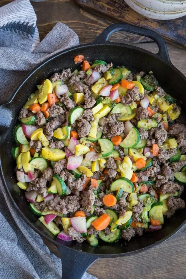 30-Minute Ground Beef & Vegetable Skillet | Paleo Meal Plans