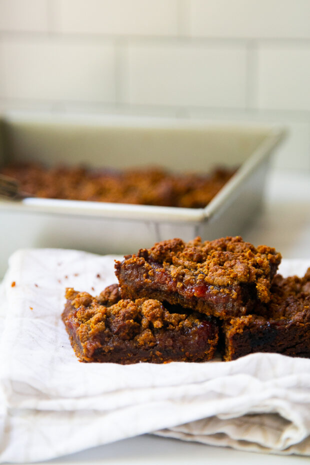 Flourless Peanut Butter & Jam Bars -- paleo meal plan