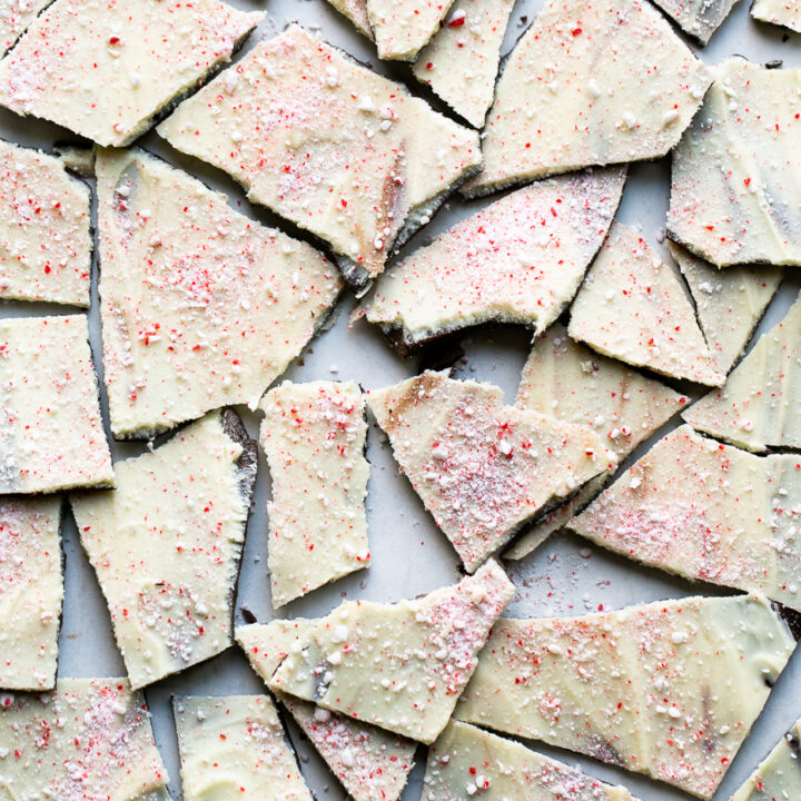 Homemade Peppermint Chocolate Bark