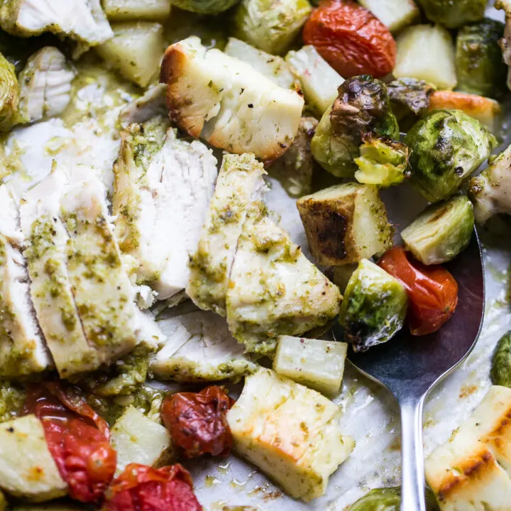 Baked Pesto Chicken & Vegetables