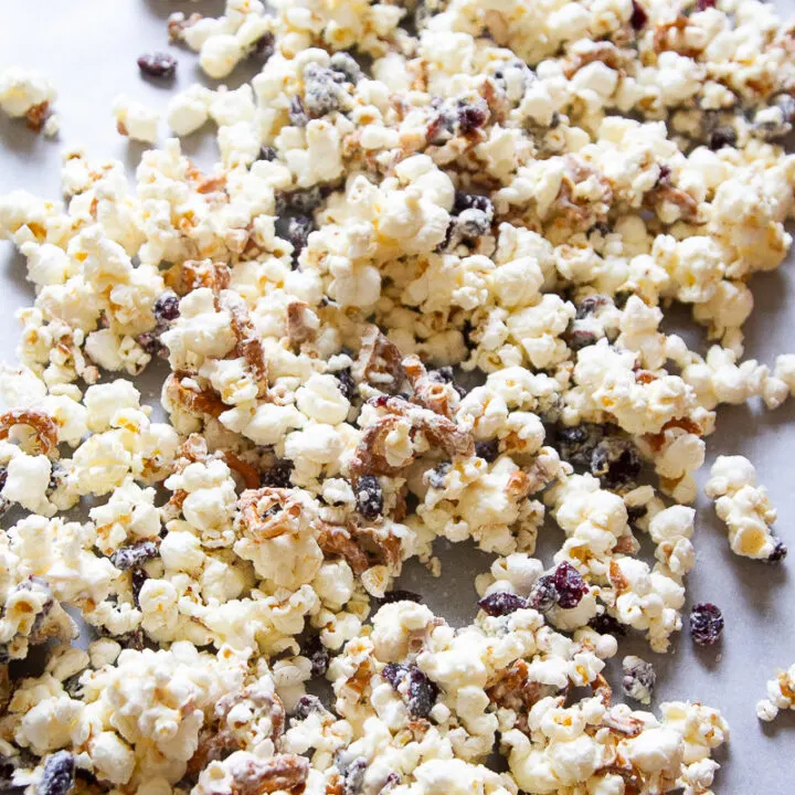 Sweet & Salty White Chocolate Popcorn