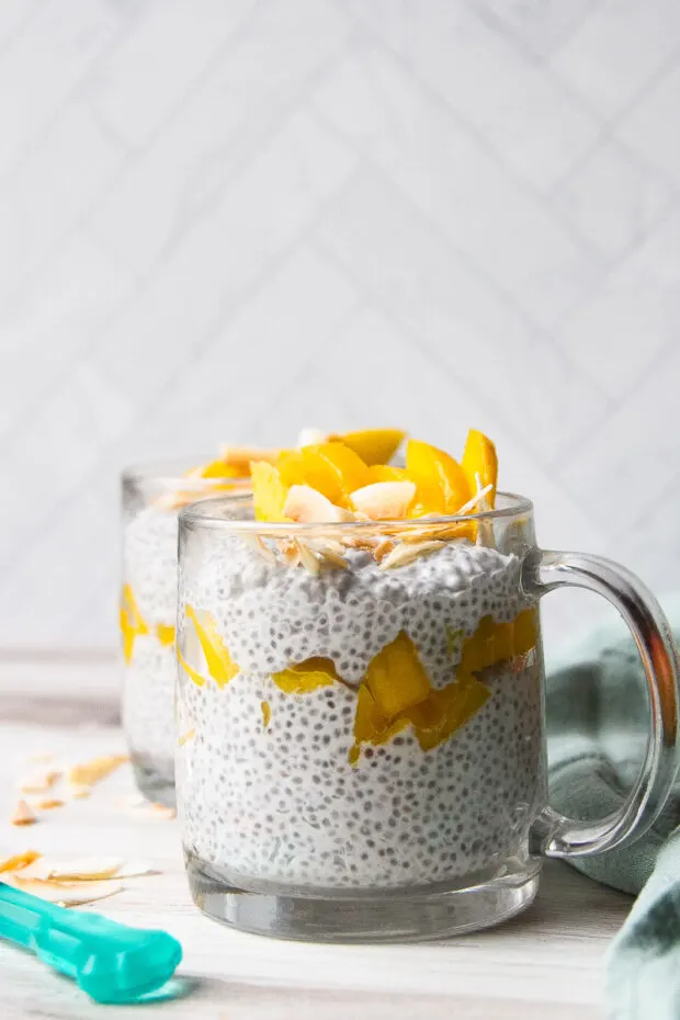 Coconut mango chia pudding - another healthy recipe by Familicious