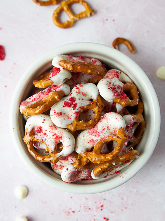White Chocolate Pretzels Recipe